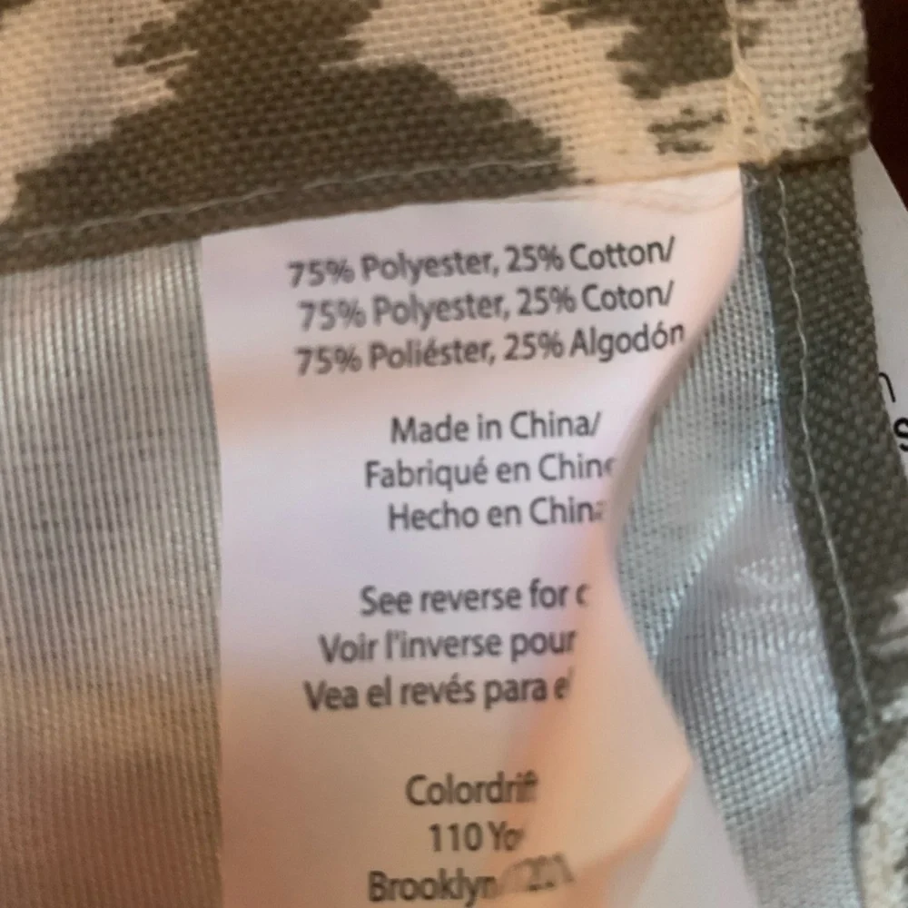 NWT Set of 2 Morocco Gray and White Print Valance with Lining